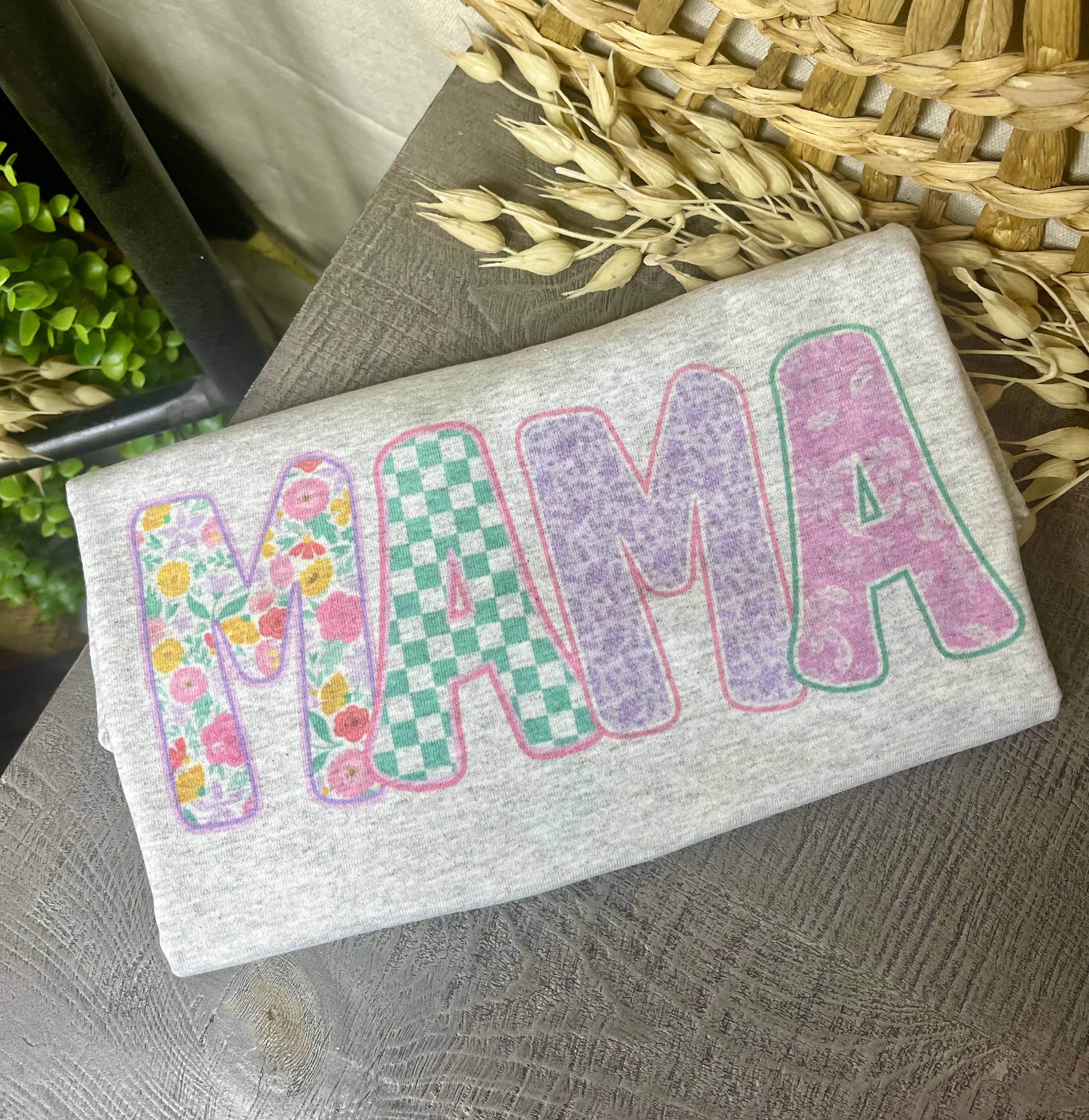 Mama Multipattern (Gildan Tee)